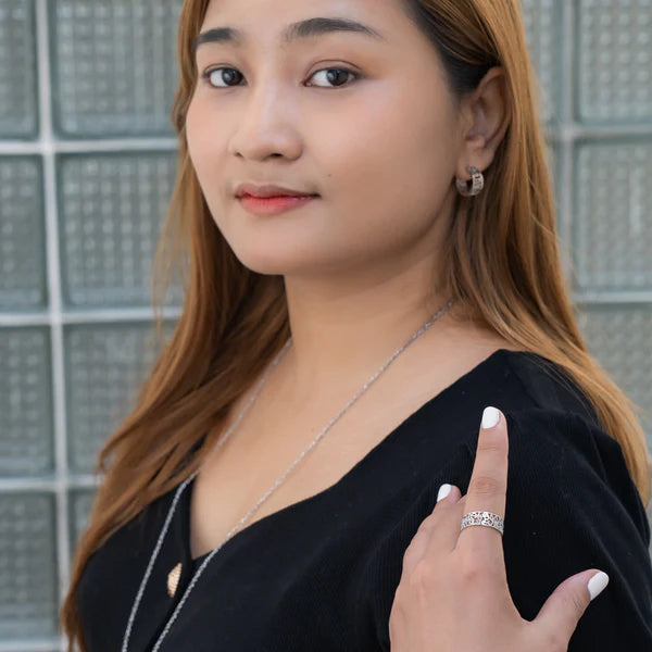 Brave Ring Band