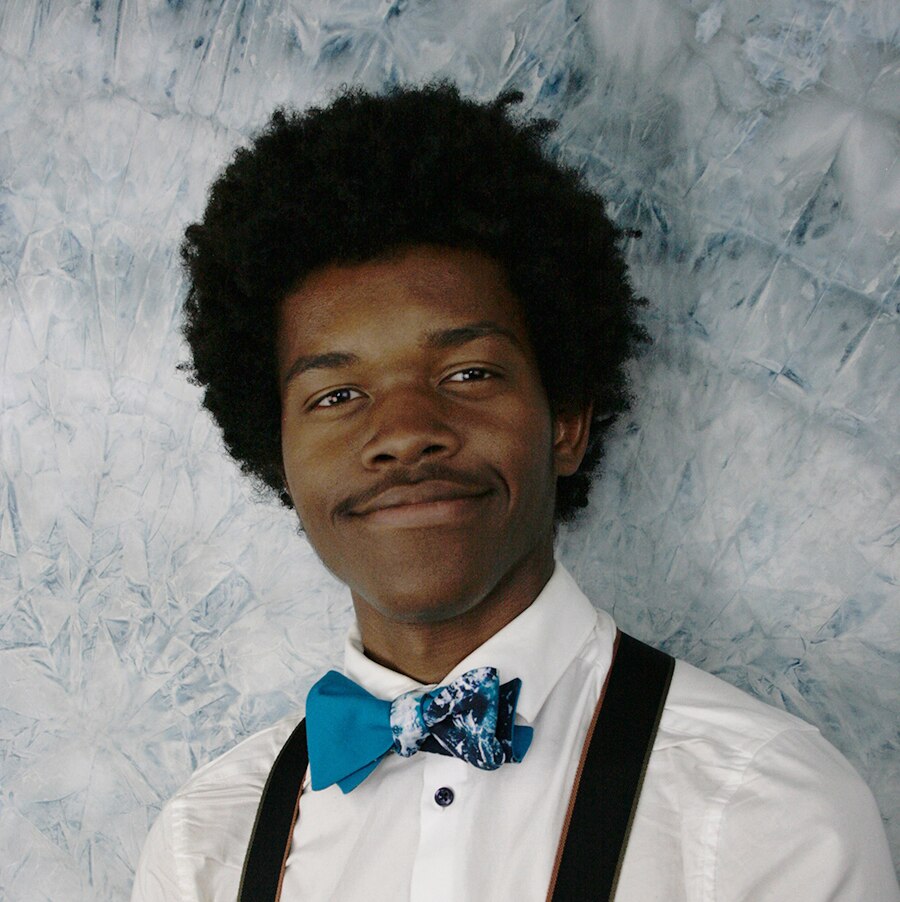 Ocean Foam Cotton Bow Tie - Made for Freedom