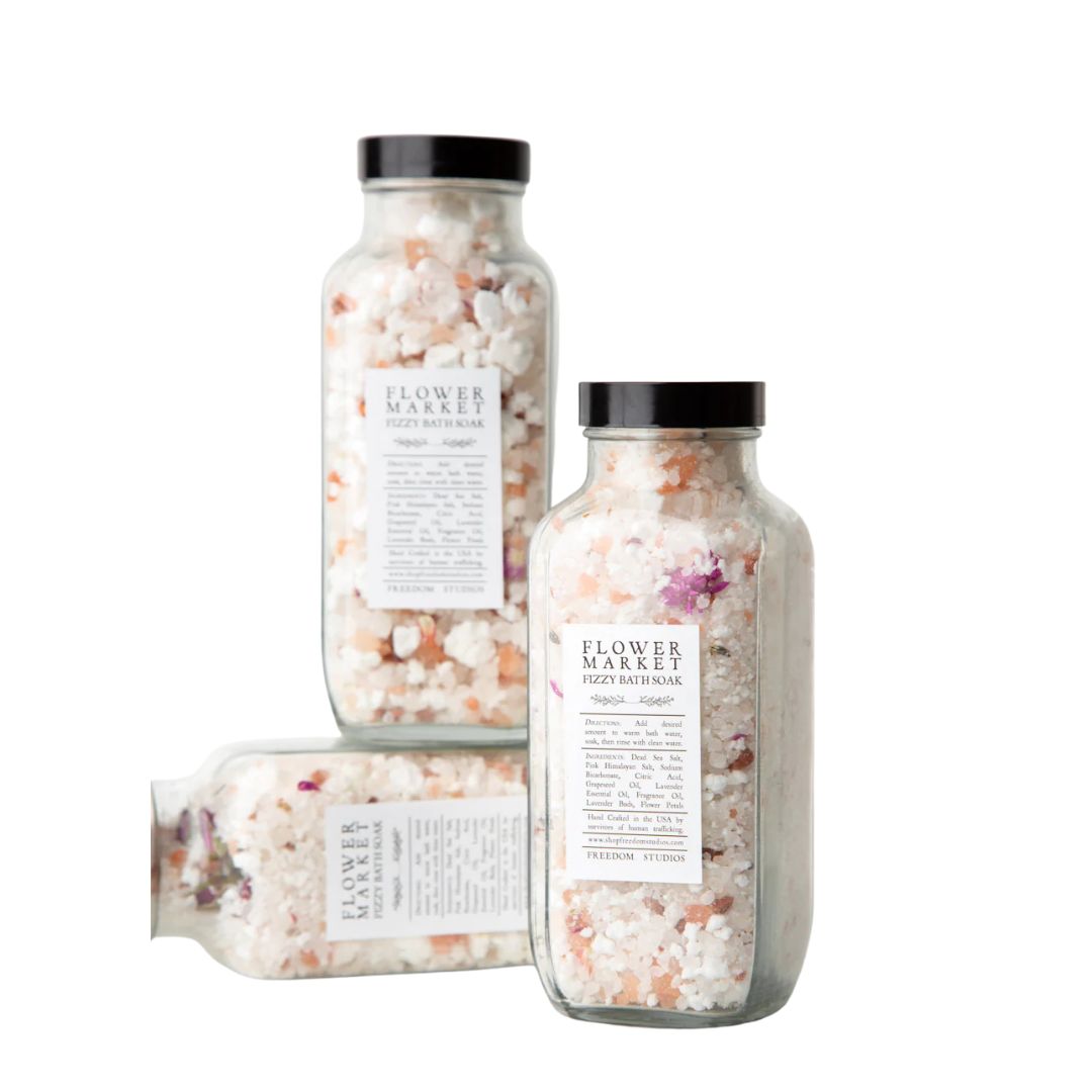 Flower Market Fizzy Bath Soak with lavender oils and dried flowers